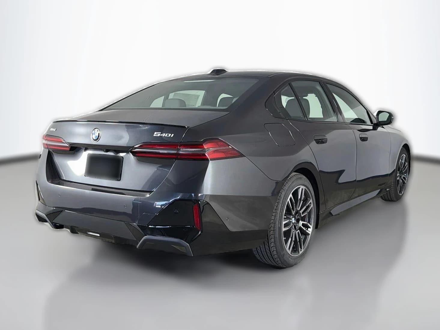 BMW 5 Series 540i xDrive Sedan 2027 — side view