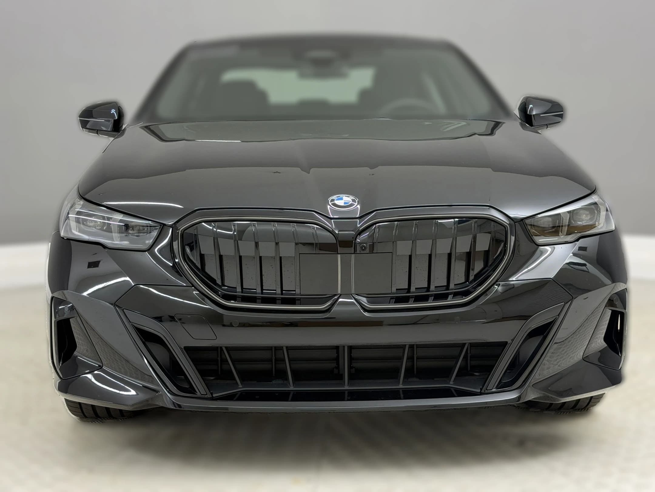BMW 5 Series 540i xDrive Sedan 2027 — side view