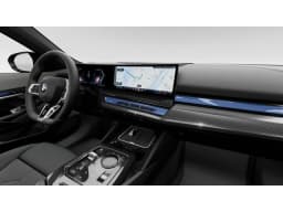 BMW 5 Series 540i xDrive Sedan 2027 — side view