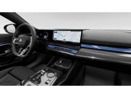 BMW 5 Series 540i xDrive Sedan 2027 — side view