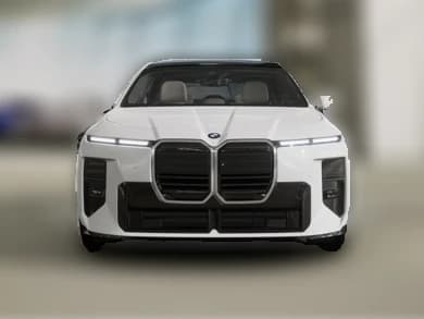 BMW 7 Series 740i xDrive Sedan 2027 — side view