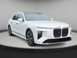 BMW 7 Series 740i xDrive Sedan 2027 — side view
