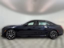 BMW 7 Series 740i xDrive Sedan 2027 — side view