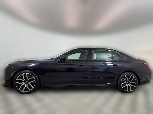 BMW 7 Series 740i xDrive Sedan 2027 — side view