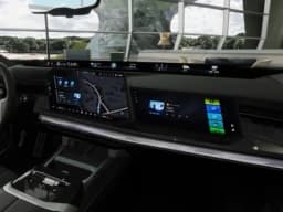 BMW 7 Series 740i xDrive Sedan 2027 — side view