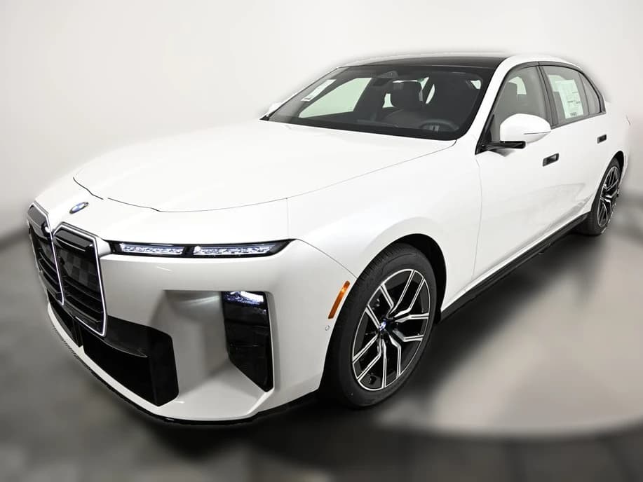 BMW 7 Series 740i xDrive Sedan 2027 — side view