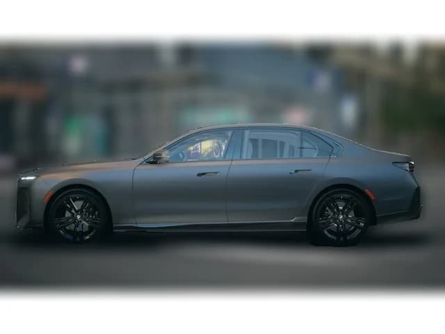 BMW 7 Series 740i xDrive Sedan 2027 — side view