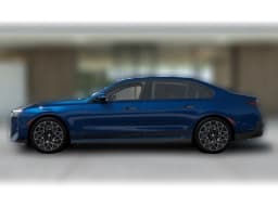 BMW 7 Series 740i xDrive Sedan 2027 — side view