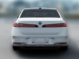 BMW 7 Series 740i xDrive Sedan 2027 — side view