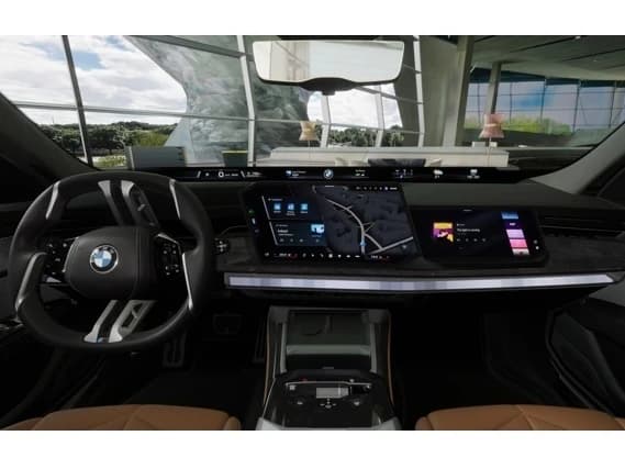 BMW 7 Series 740i xDrive Sedan 2027 — side view