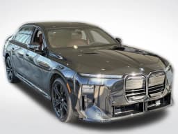 BMW 7 Series 740i xDrive Sedan 2027 — side view