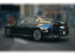 BMW 7 Series 740i xDrive Sedan 2027 — side view