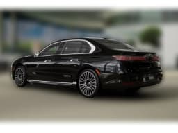 BMW 7 Series 740i xDrive Sedan 2027 — side view