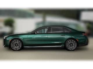 BMW 7 Series 740i xDrive Sedan