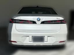 BMW 7 Series 740i xDrive Sedan 2027 — side view