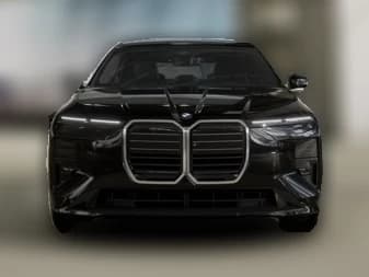 BMW 7 Series 740i xDrive Sedan 2027 — side view