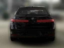 BMW 7 Series 740i xDrive Sedan 2027 — side view