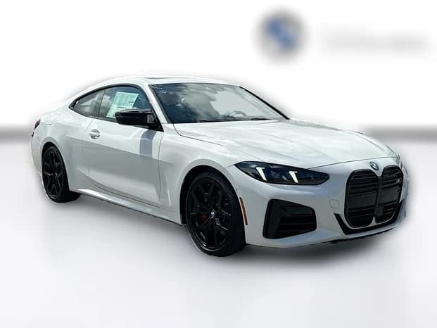 BMW 4 Series M440i Coupe 2026 — side view