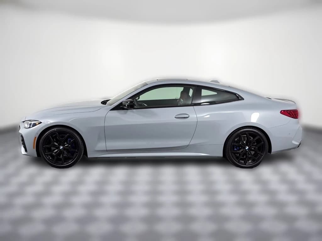 BMW 4 Series M440i Coupe 2026 — side view
