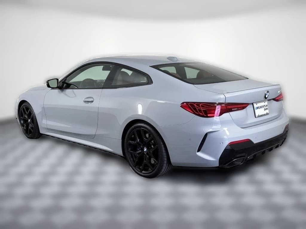 BMW 4 Series M440i Coupe 2026 — side view