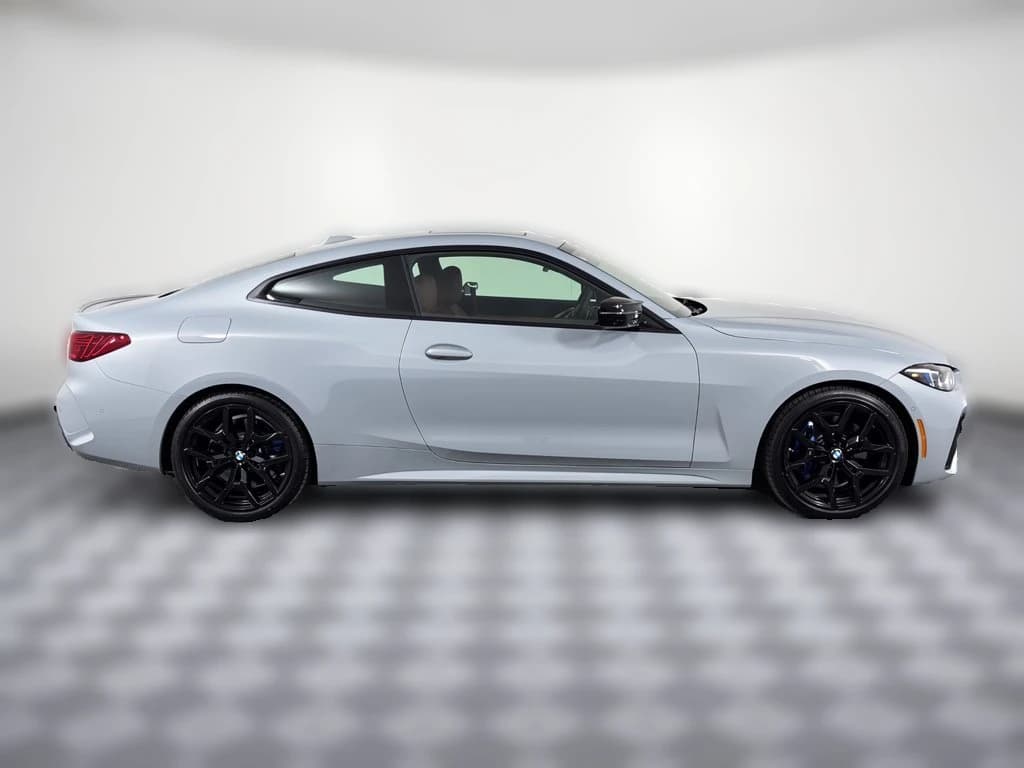 BMW 4 Series M440i Coupe 2026 — side view