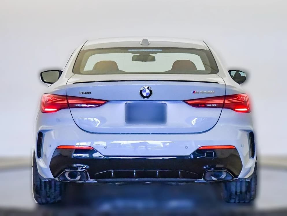BMW 4 Series M440i xDrive Coupe 2026 — side view
