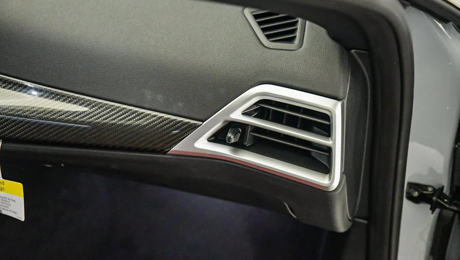 BMW 4 Series M440i xDrive Coupe 2026 — side view