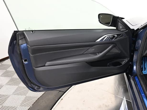 BMW 4 Series M440i xDrive Coupe 2027 — side view