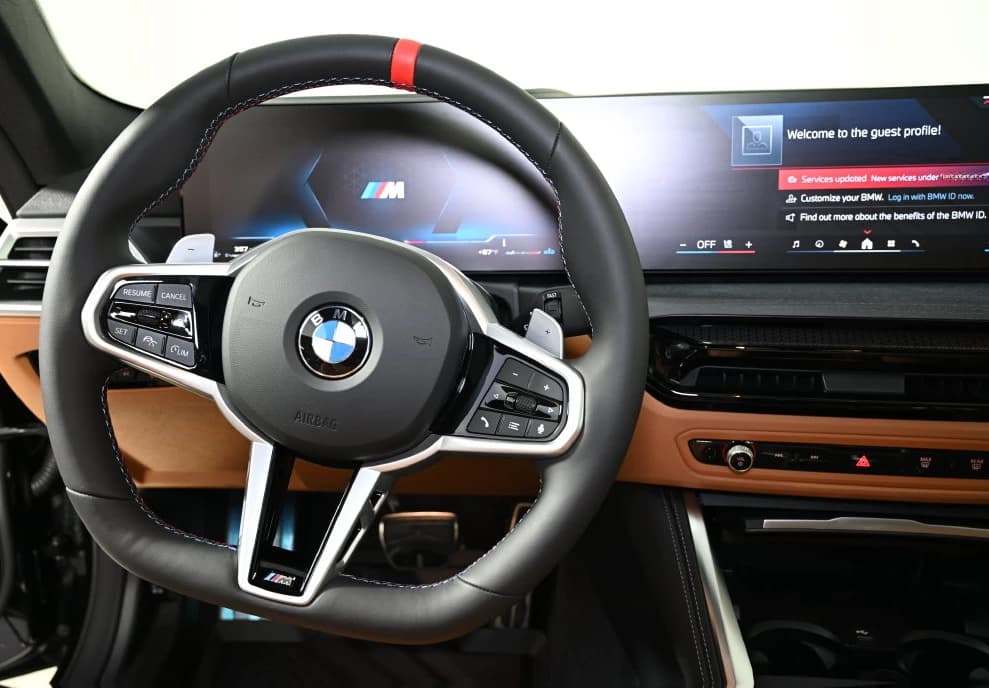 BMW 4 Series M440i xDrive Coupe 2027 — side view