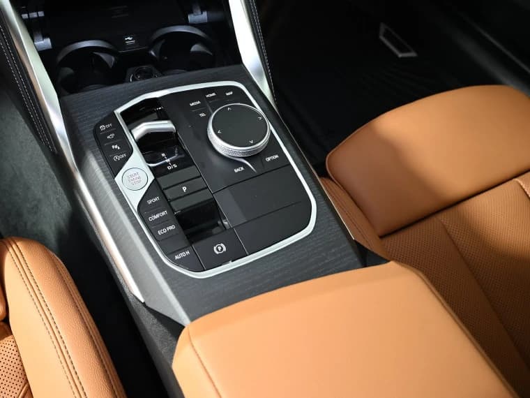 BMW 4 Series M440i xDrive Coupe 2027 — side view