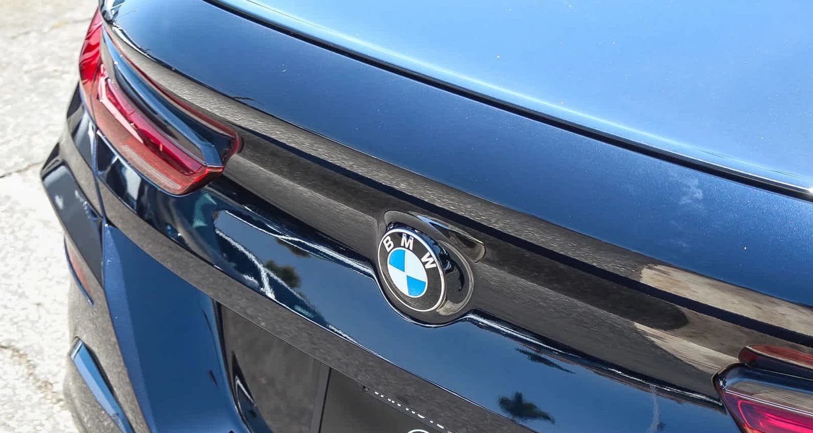 BMW 8 Series 840i Coupe 2026 — side view