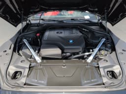 BMW Z4 sDrive30i Roadster 2026 — side view