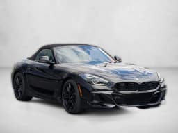 BMW Z4 sDrive30i Roadster 2026 — side view