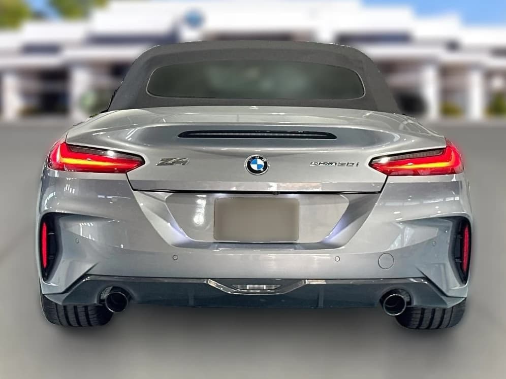 BMW Z4 sDrive30i Roadster 2026 — side view