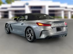 BMW Z4 sDrive30i Roadster 2026 — side view