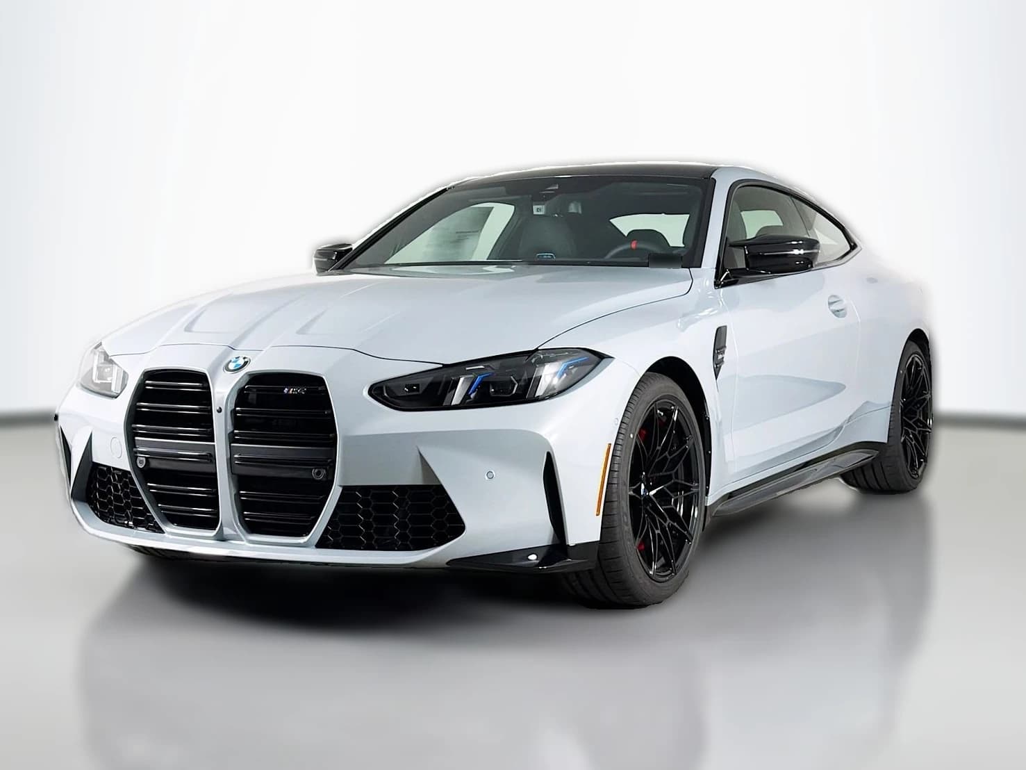 BMW M4 Base Coupe 2027 — side view