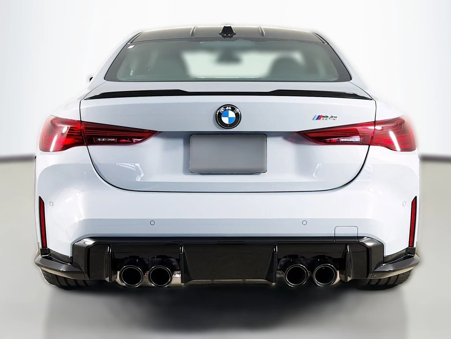 BMW M4 Base Coupe 2027 — side view