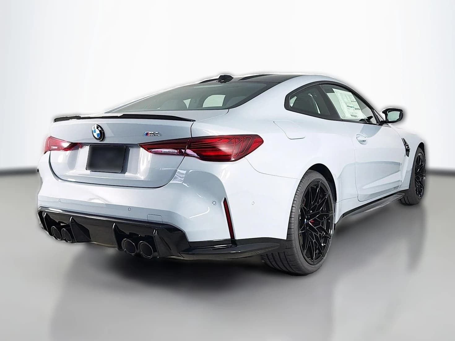 BMW M4 Base Coupe 2027 — side view