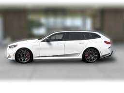 BMW M5 Base Touring 2027 — side view