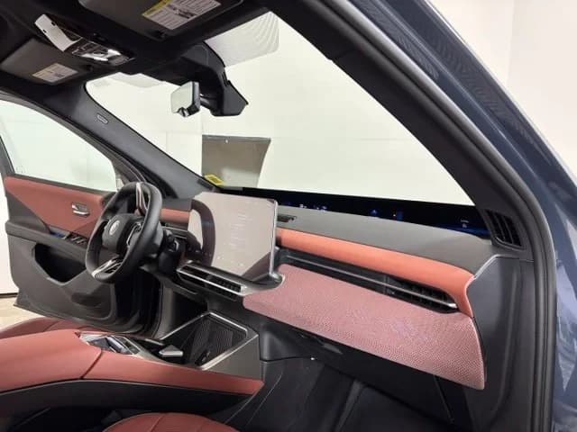 BMW iX3 50 xDrive Sports Activity Vehicle 2027 — side view