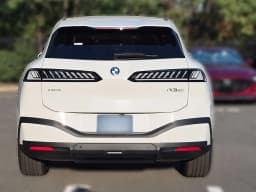 BMW iX3 50 xDrive Sports Activity Vehicle 2027 — side view