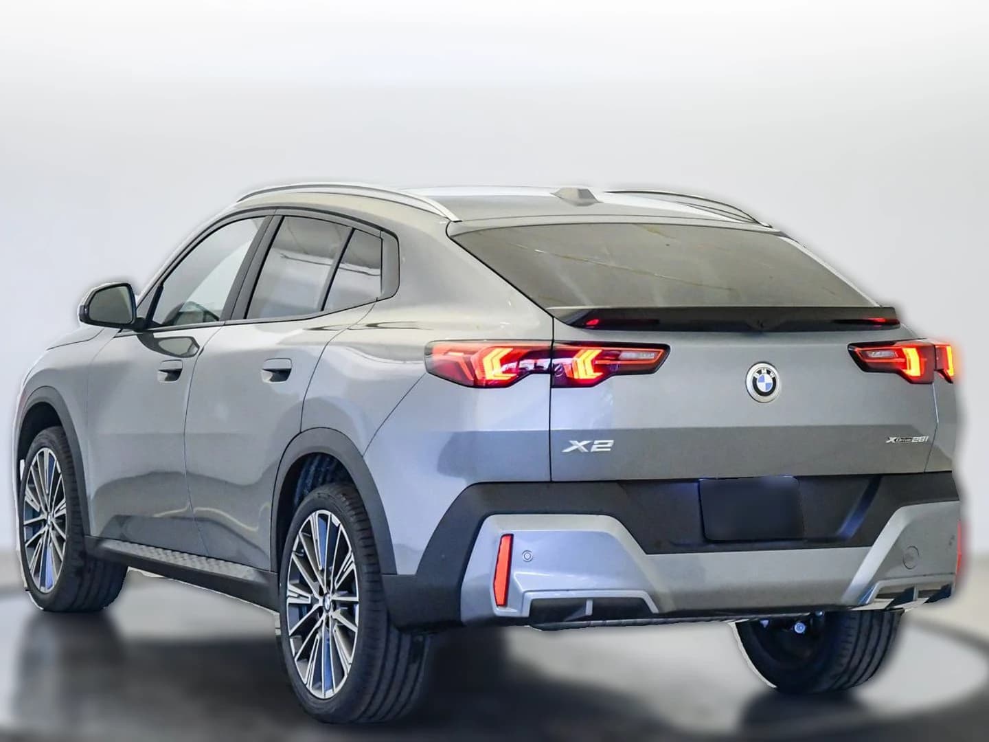 BMW X2 xDrive28i Sports Activity Coupe 2026 — side view