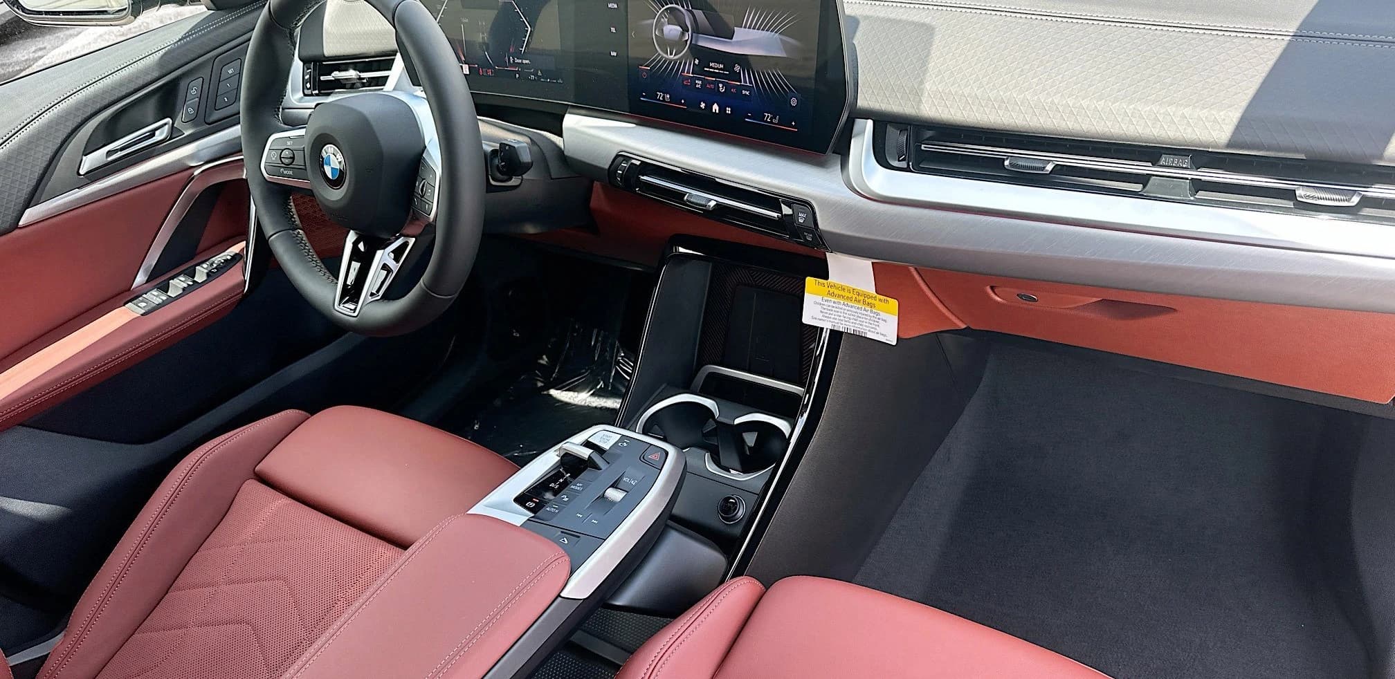 BMW X2 xDrive28i Sports Activity Coupe 2026 — side view