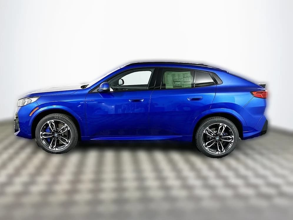 BMW X2 xDrive28i Sports Activity Coupe 2026 — side view