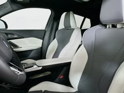 BMW X2 xDrive28i Sports Activity Coupe 2026 — side view