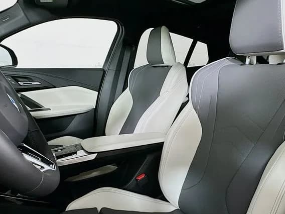 BMW X2 xDrive28i Sports Activity Coupe 2026 — side view