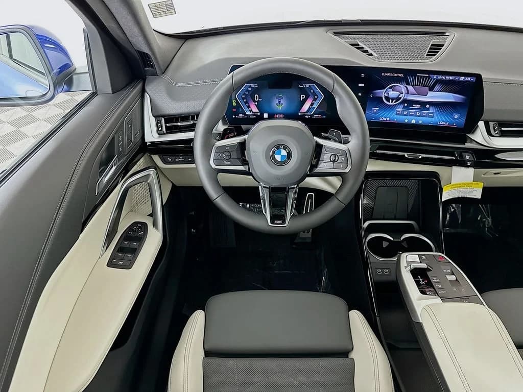 BMW X2 xDrive28i Sports Activity Coupe 2026 — side view
