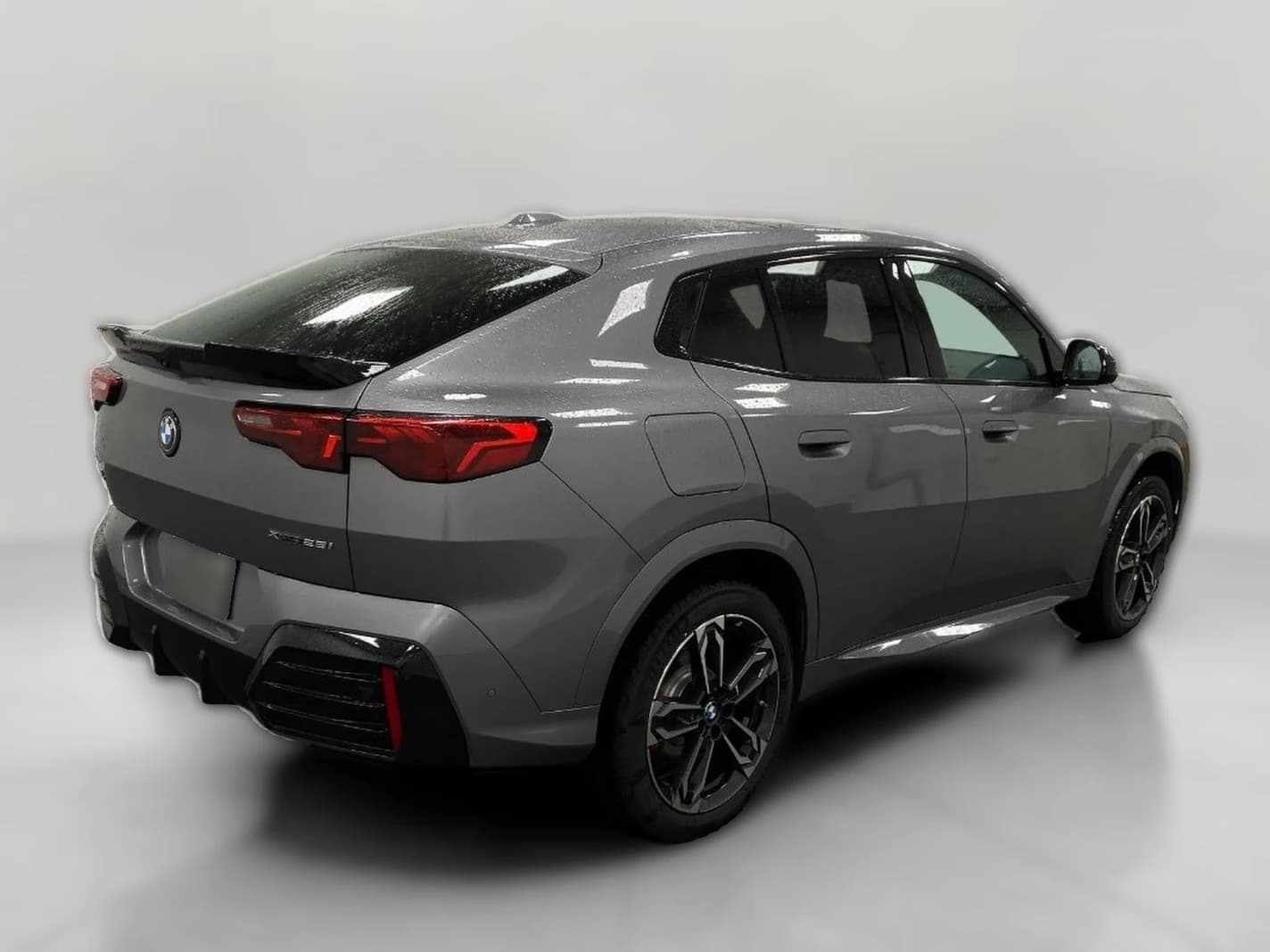 BMW X2 xDrive28i Sports Activity Coupe 2026 — side view
