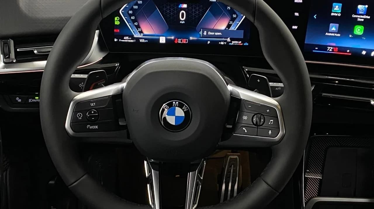 BMW X2 xDrive28i Sports Activity Coupe 2026 — side view