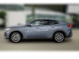 BMW X2 xDrive28i Sports Activity Coupe 2026 — side view